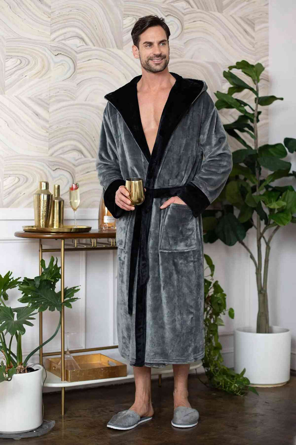 Men’s Robe with Hood – Ultra-Soft Plush Comfort for Everyday Use