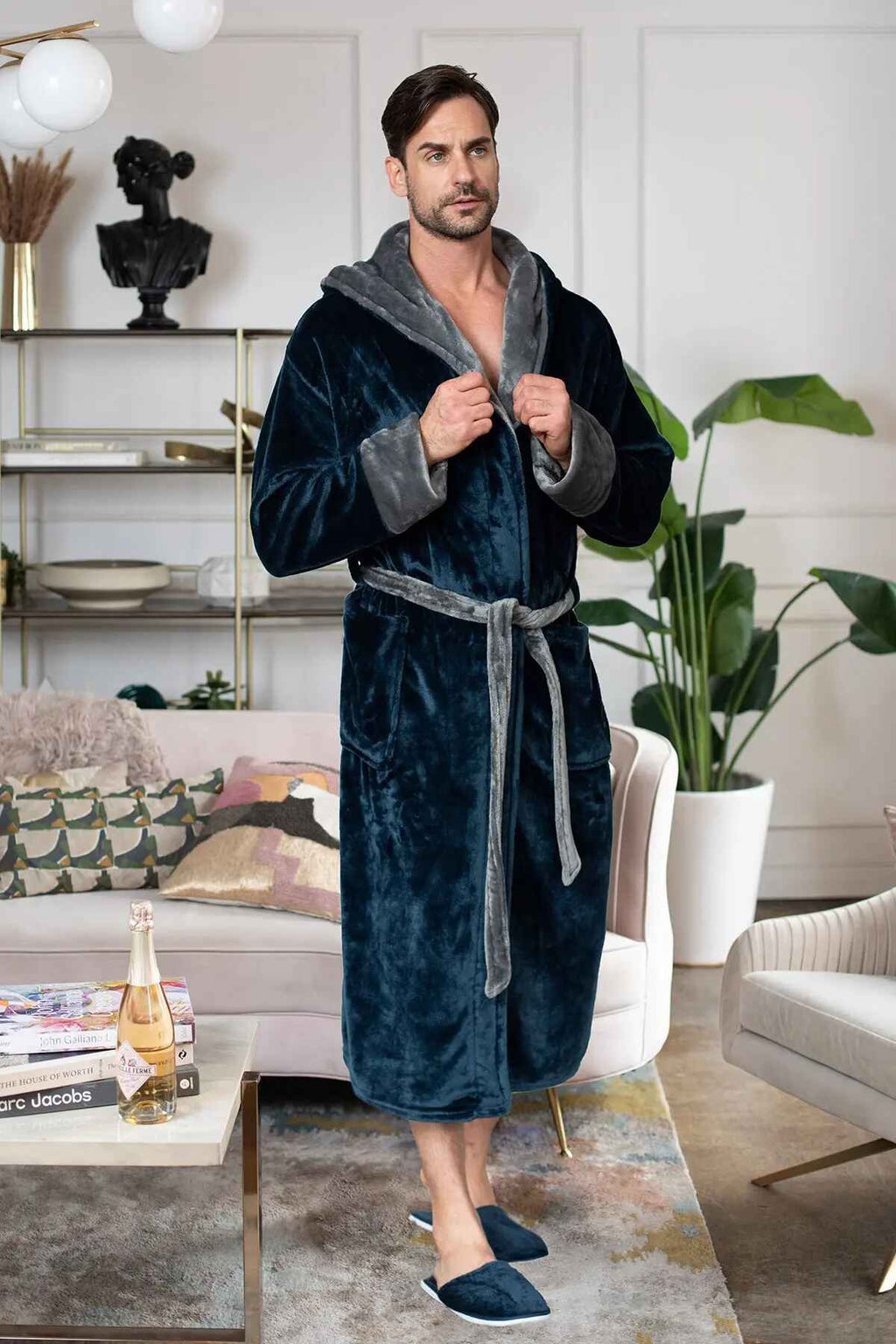 Men’s Robe with Hood – Ultra-Soft Plush Comfort for Everyday Use